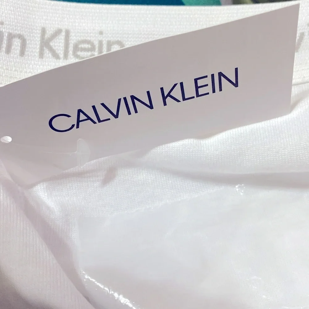 Calvin Klein nwt calvin